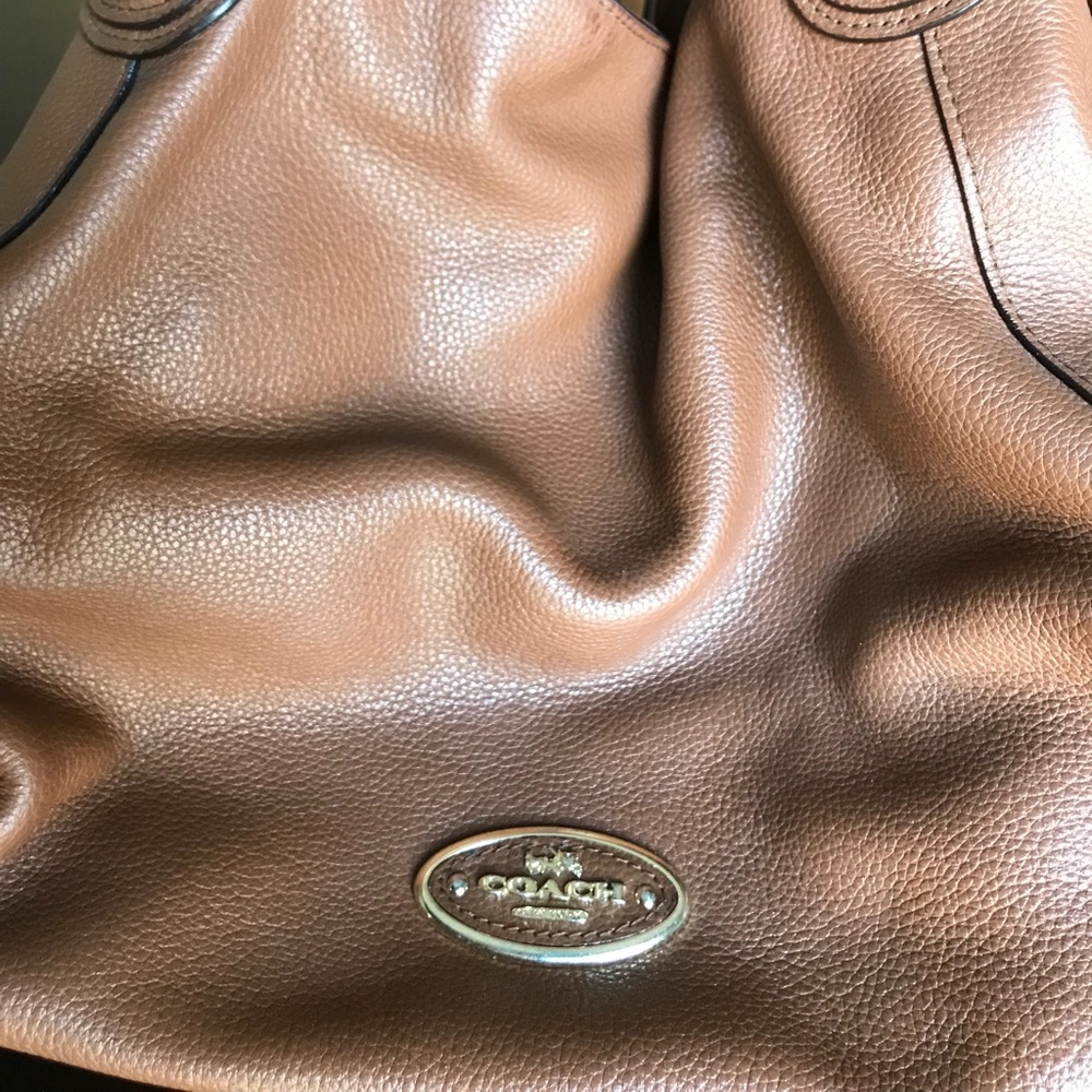 Coach purse - Picture 2 of 6
